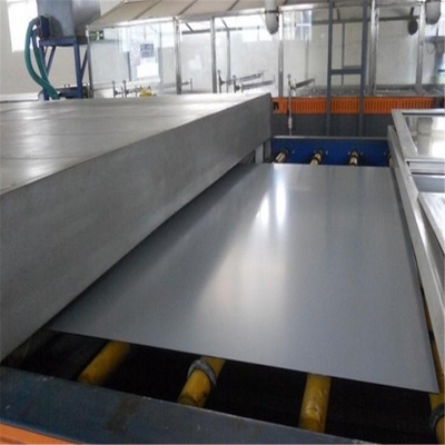 Individueller Aluminiumspiegel in Silberrahmen und Glas